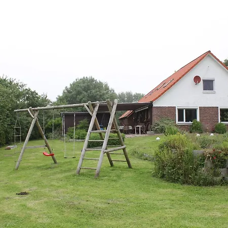 Holiday home Grosses Anwesen In Einzigartiger Alleinlage Esens